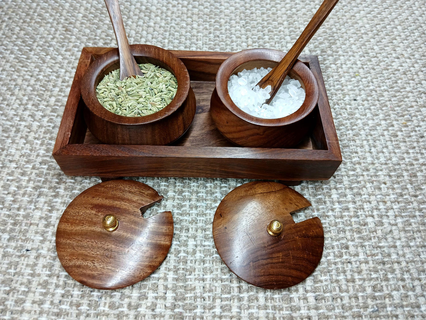 Rustic Wooden Seasoning Spice Jars, Wooden Salt Box with Tray, Perfect for Condiments, Mouth Fresheners & Kitchen Storage