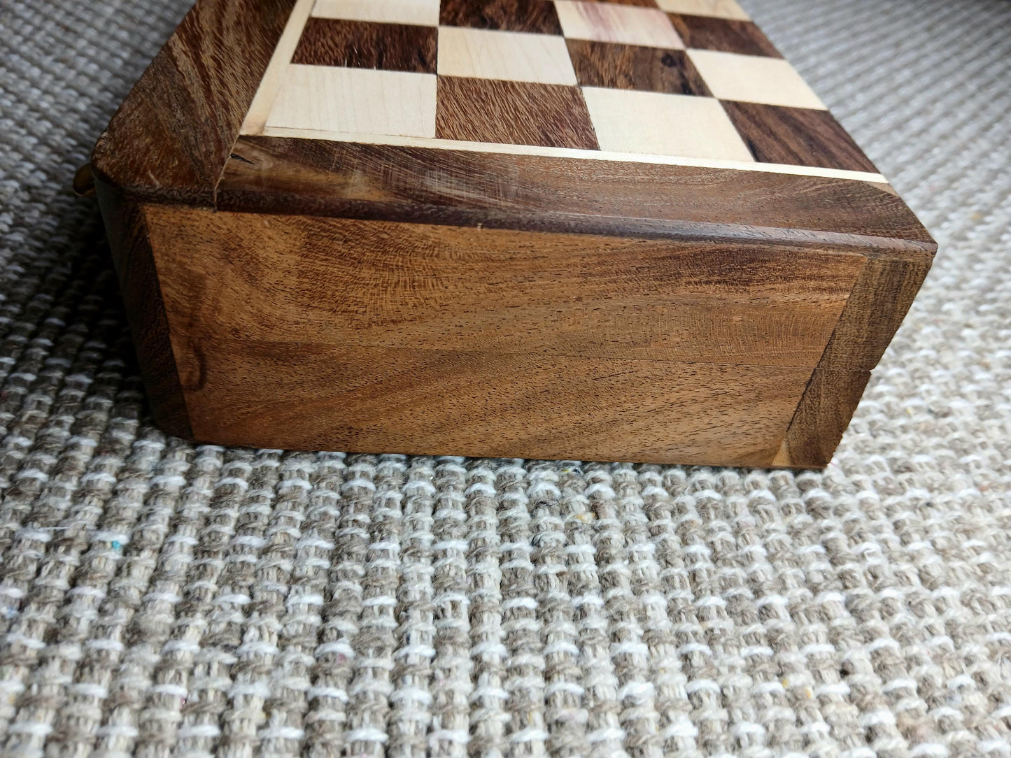 Wooden Magnetic Folding Travel Chess Set - 10"x10" Rosewood Staunton Pieces, Lacquer Finish, Portable & Handcrafted