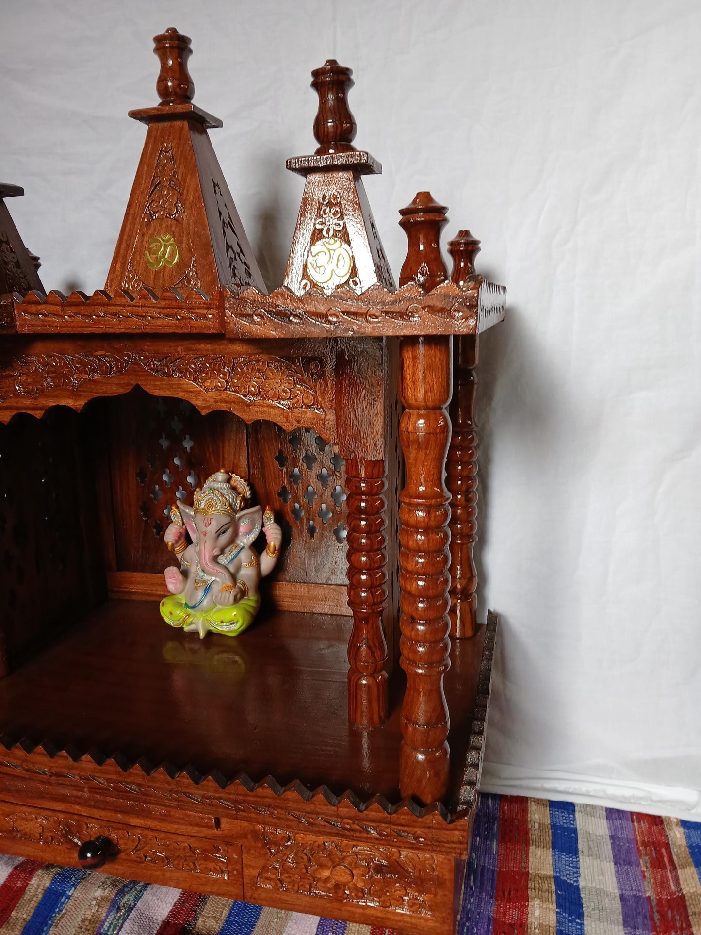 Premium Sheesham Wood Temple, Handcrafted Wooden Pooja Mandir with Dome, Floor Rested Indian Home Temple, Hindu Altar for Home and Office