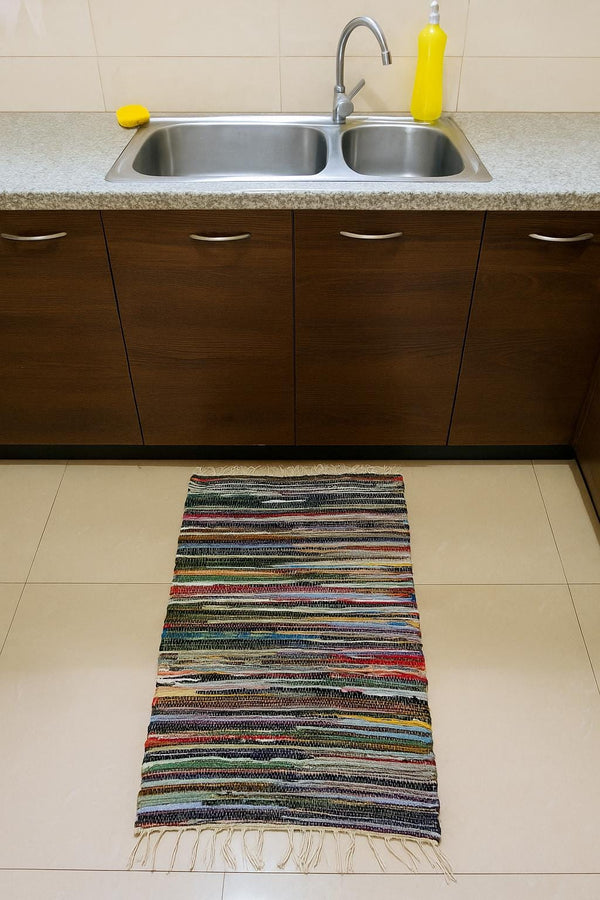 Multi-Colored Chindi Rug, Handwoven Boho Floor Mat, Textured Craftsman Area Rug for Indoor Decor