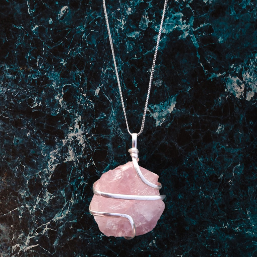 Rose Quartz Necklace, Rose Quartz Necklace Pendant, Rose Quartz Necklace Healing, Natural Raw Wire Wrapped Crystal Stone Pendant Necklace