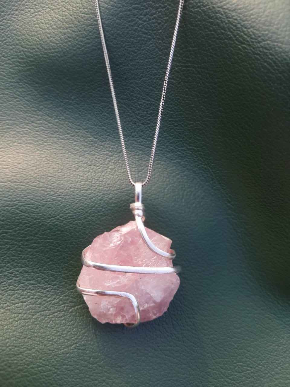 Rose Quartz Necklace, Rose Quartz Necklace Pendant, Rose Quartz Necklace Healing, Natural Raw Wire Wrapped Crystal Stone Pendant Necklace